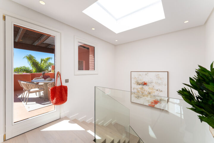 Penthouse Torre Bermeja - Seafront Duplex Penthouse in Estepona's New Golden Mile