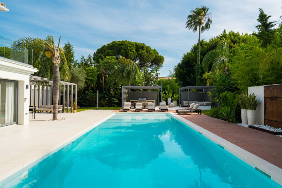 Villa Pacific - A Private Luxury Retreat in Las Brisas, Nueva Andalucia