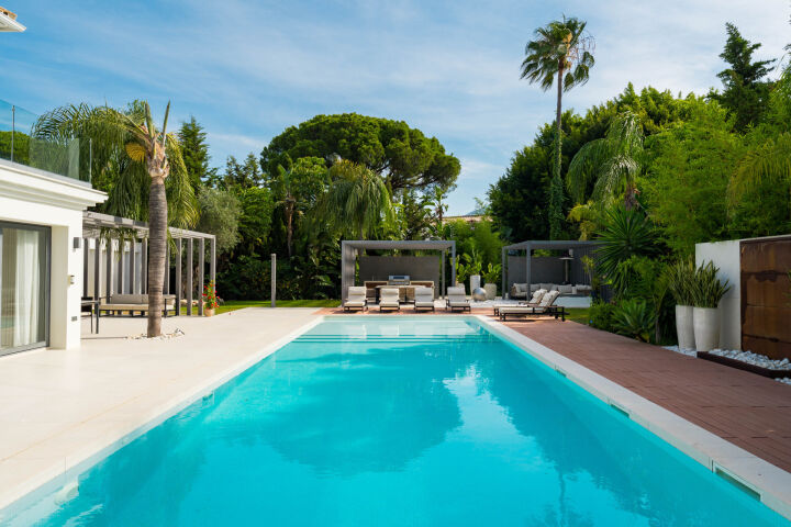 Villa Pacific - A Private Luxury Retreat in Las Brisas, Nueva Andalucia