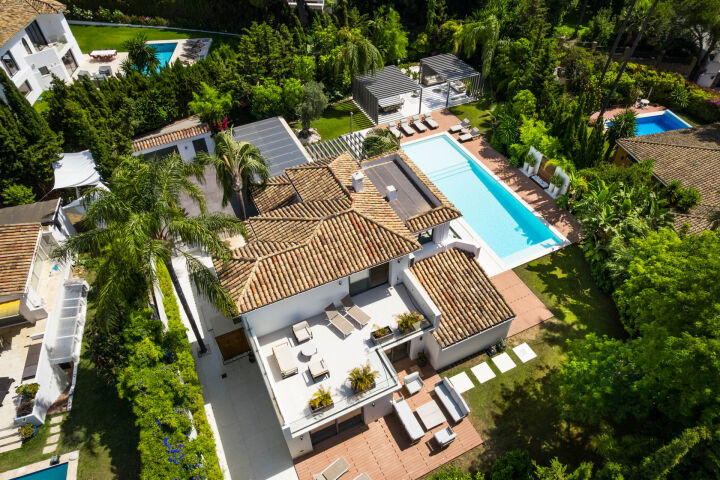 Villa Pacific - A Private Luxury Retreat in Las Brisas, Nueva Andalucia