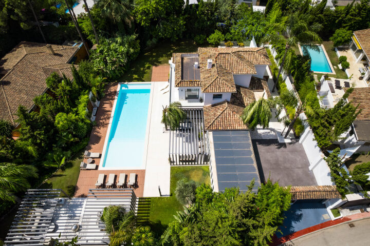Villa Pacific - A Private Luxury Retreat in Las Brisas, Nueva Andalucia