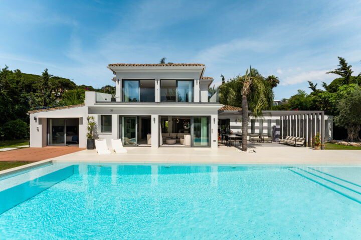 Villa Pacific - A Private Luxury Retreat in Las Brisas, Nueva Andalucia