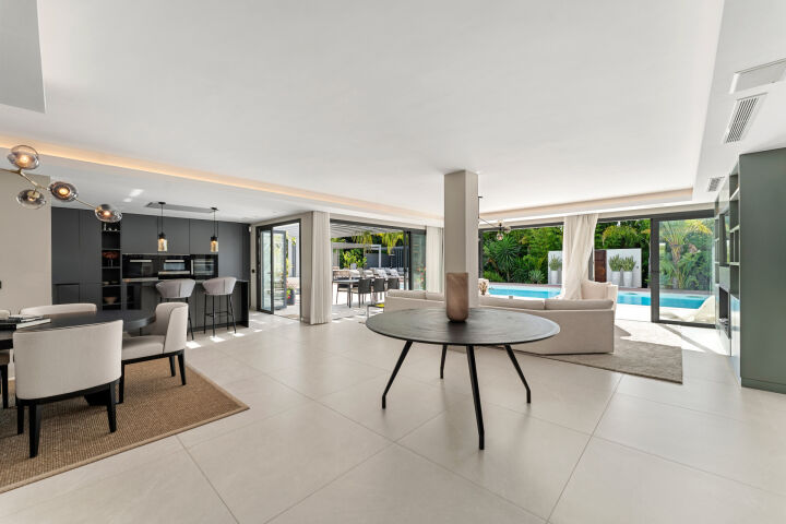 Villa Pacific - A Private Luxury Retreat in Las Brisas, Nueva Andalucia