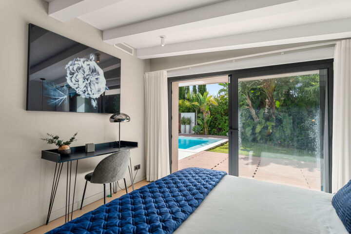Villa Pacific - A Private Luxury Retreat in Las Brisas, Nueva Andalucia