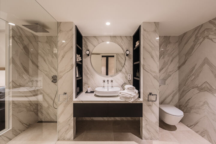 Apartment Aura 7 - Luxury Living in Marbella’s Iconic Puente Romano