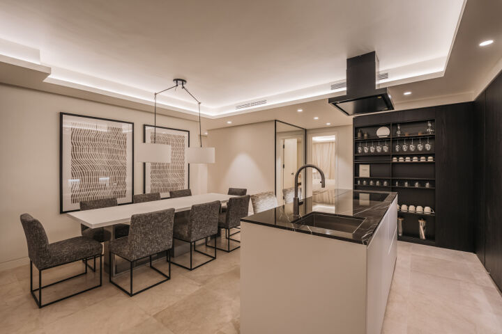 Apartment Aura 7 - Luxury Living in Marbella’s Iconic Puente Romano