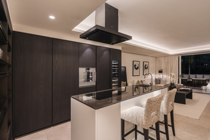 Apartment Aura 7 - Luxury Living in Marbella’s Iconic Puente Romano
