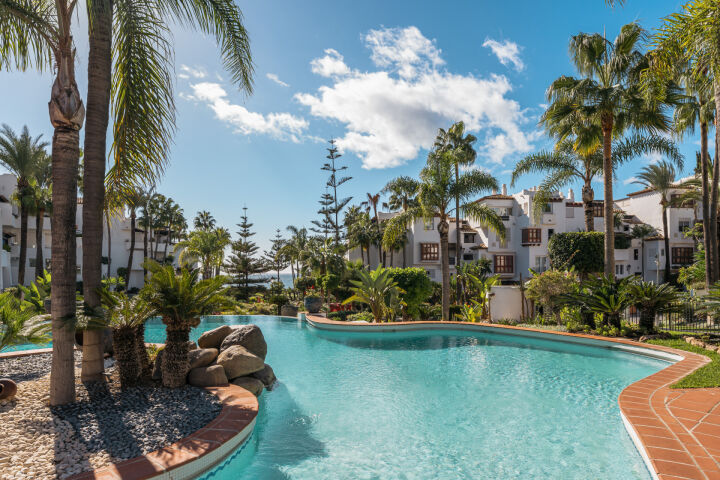 Apartment Aura 7 - Luxury Living in Marbella’s Iconic Puente Romano