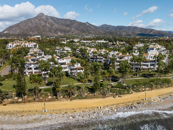 Apartment Aura 7 - Luxury Living in Marbella’s Iconic Puente Romano