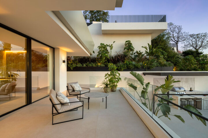 Villa Ember - A Turnkey Residence in Marbella East