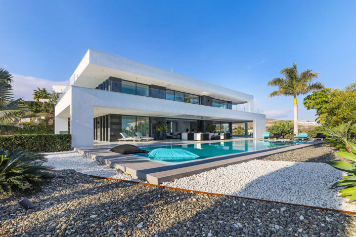 Villa Flamingo - Contemporary Golfside Villa in Los Flamingos, Benahavis