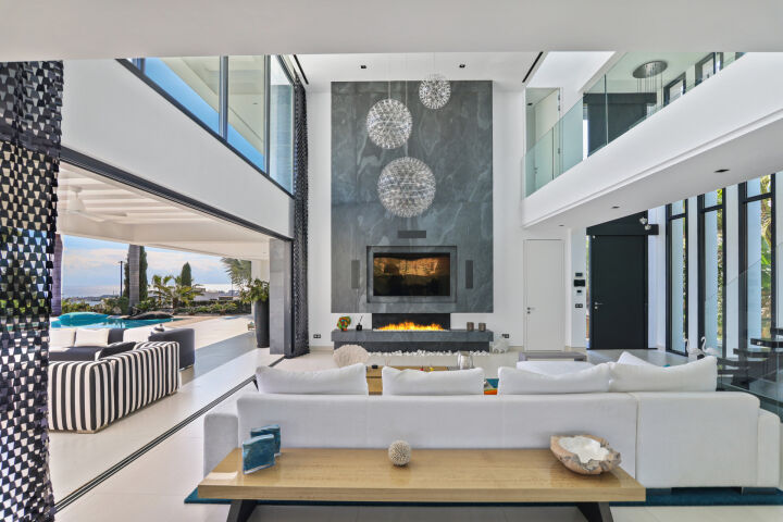 Villa Flamingo - Contemporary Golfside Villa in Los Flamingos, Benahavis
