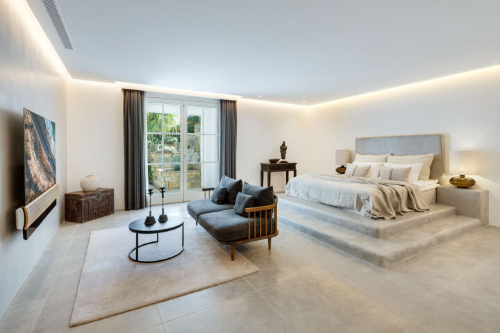 Villa Marbella - A Grand Villa Framed by Panoramic Views