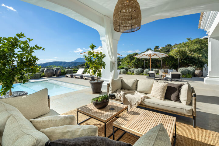 Villa Marbella - A Grand Villa Framed by Panoramic Views