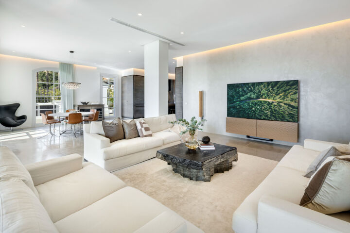 Villa Marbella - A Grand Villa Framed by Panoramic Views