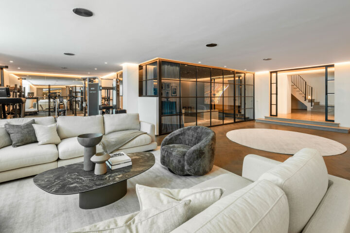 Villa Marbella - A Grand Villa Framed by Panoramic Views
