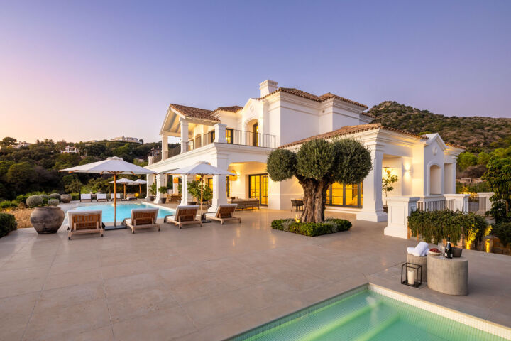 Villa Marbella - A Grand Villa Framed by Panoramic Views