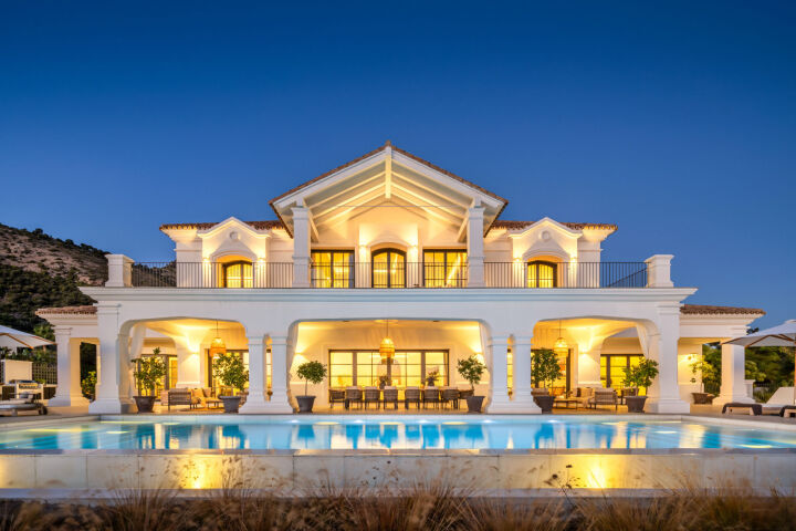 Villa Marbella - A Grand Villa Framed by Panoramic Views