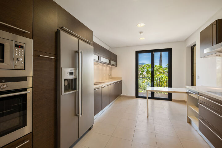 Buenavista 1221 - Double Duplex Penthouse Refurbishment Opportunity