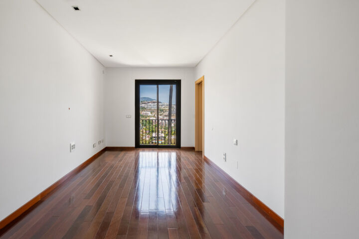 Buenavista 1221 - Double Duplex Penthouse Refurbishment Opportunity
