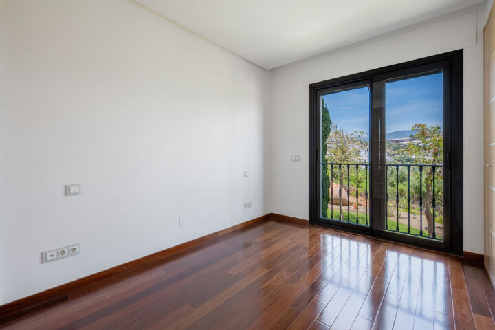 Buenavista 1221 - Double Duplex Penthouse Refurbishment Opportunity