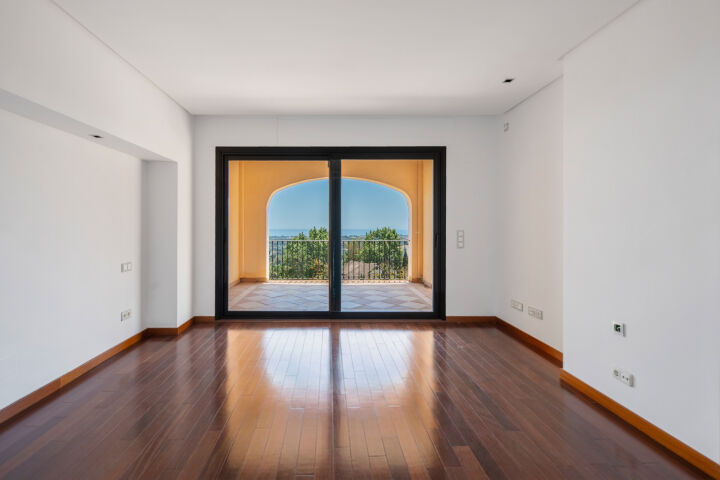 Buenavista 1221 - Double Duplex Penthouse Refurbishment Opportunity