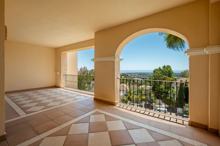 Buenavista 1221 - Double Duplex Penthouse Refurbishment Opportunity