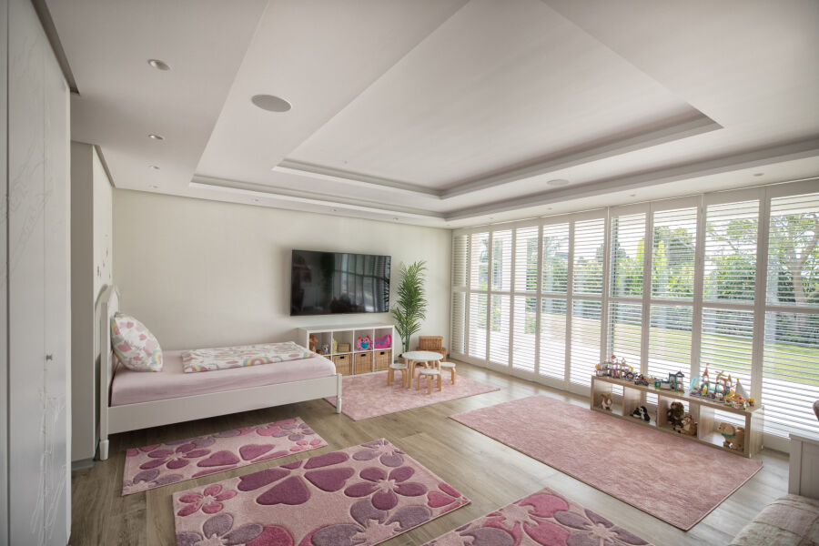 La Casa Blanca - Exceptional Modern Mansion with Guest House in the New Golden Mile