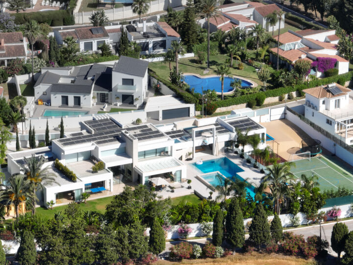 La Casa Blanca - Exceptional Modern Mansion with Guest House in the New Golden Mile