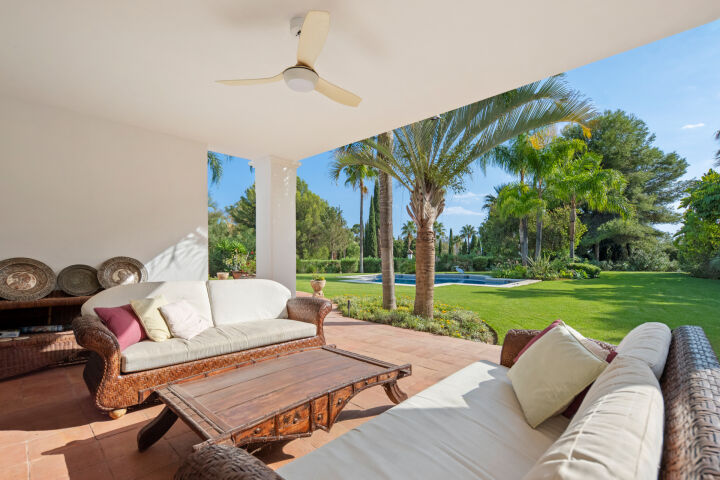 Puerto Almendro 21A - Mediterranean Villa in Benahavis