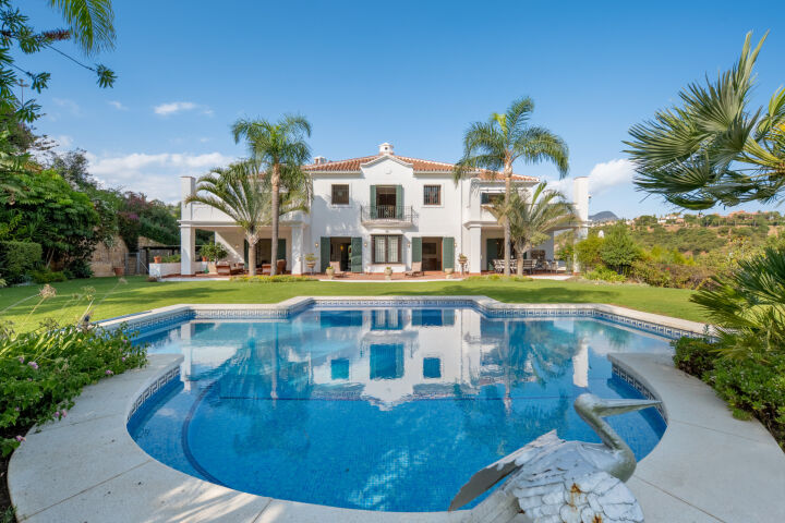 Puerto Almendro 21A - Mediterranean Villa in Benahavis