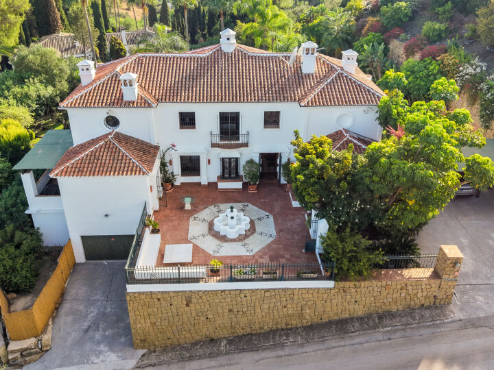 Puerto Almendro 21A - Mediterranean Villa in Benahavis