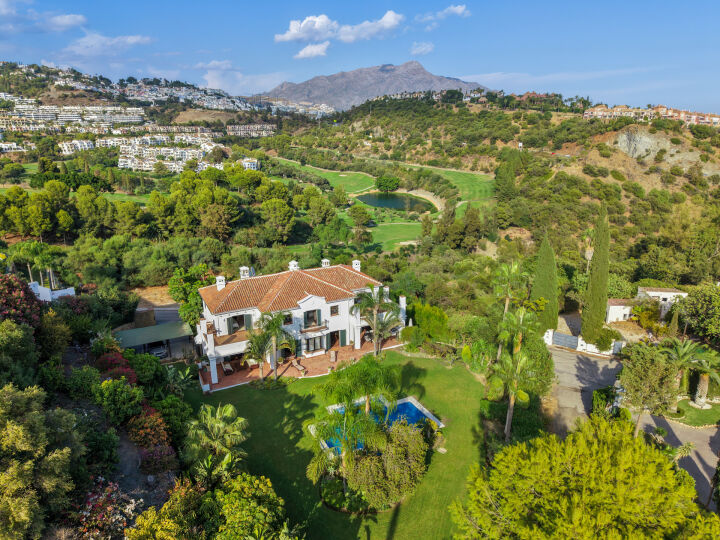 Puerto Almendro 21A - Mediterranean Villa in Benahavis