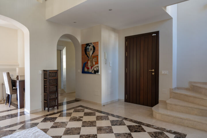 Villa Ariza - Andalusian-Style Villa with Sea Views in El Rosario, Marbella East