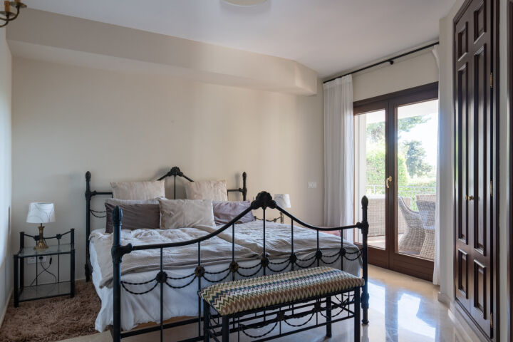 Villa Ariza - Andalusian-Style Villa with Sea Views in El Rosario, Marbella East