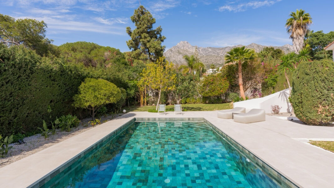 Villa African View - Contemporary Villa with Sea Views in Nagüeles, Golden Mile