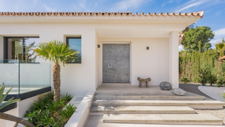 Villa African View - Contemporary Villa with Sea Views in Nagüeles, Golden Mile
