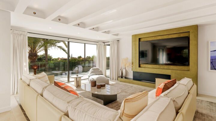 Villa African View - Contemporary Villa with Sea Views in Nagüeles, Golden Mile