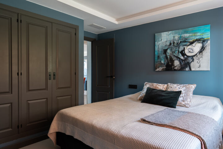 Magna 188 - Newly Renovated Frontline Golf Apartment in Magna Marbella