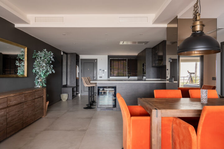 Magna 188 - Newly Renovated Frontline Golf Apartment in Magna Marbella