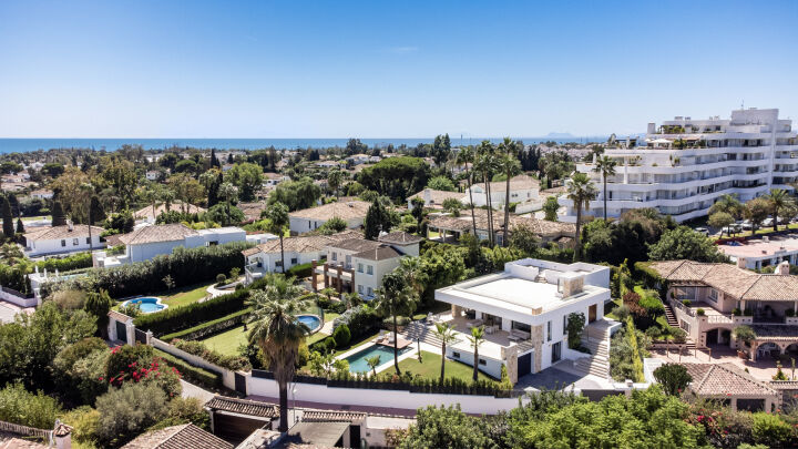 Guadalmina 19 - Stunning Villa Moments from Guadalmina Golf Club & the Beach