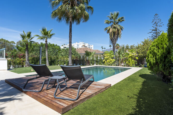 Guadalmina 19 - Stunning Villa Moments from Guadalmina Golf Club & the Beach