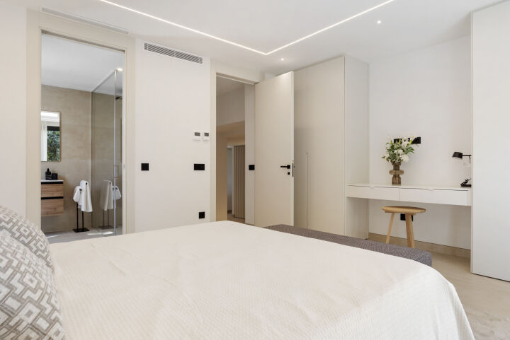 Guadalmina 19 - Stunning Villa Moments from Guadalmina Golf Club & the Beach
