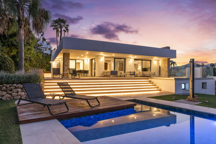 Guadalmina 19 - Stunning Villa Moments from Guadalmina Golf Club & the Beach