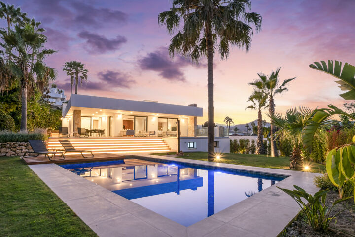 Guadalmina 19 - Stunning Villa Moments from Guadalmina Golf Club & the Beach