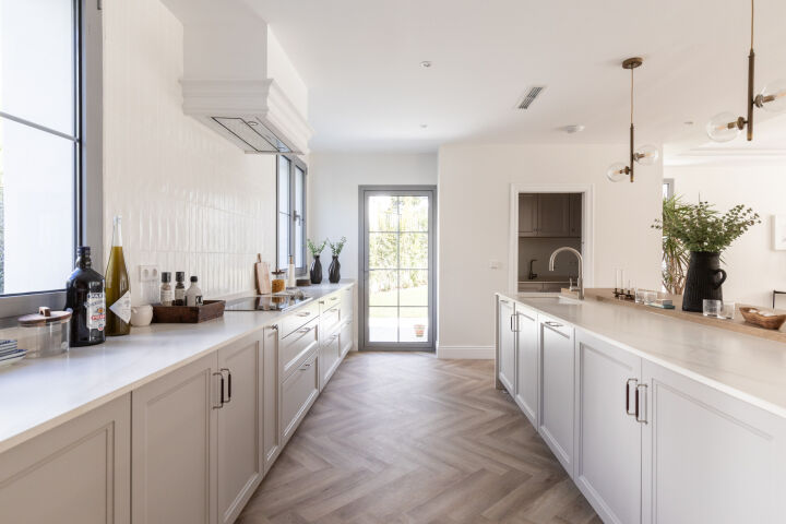 Villa Celina - Contemporary designer residence in the exclusive Los Arqueros, Benahavís