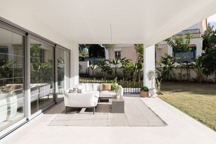 Villa Celina - Contemporary designer residence in the exclusive Los Arqueros, Benahavís