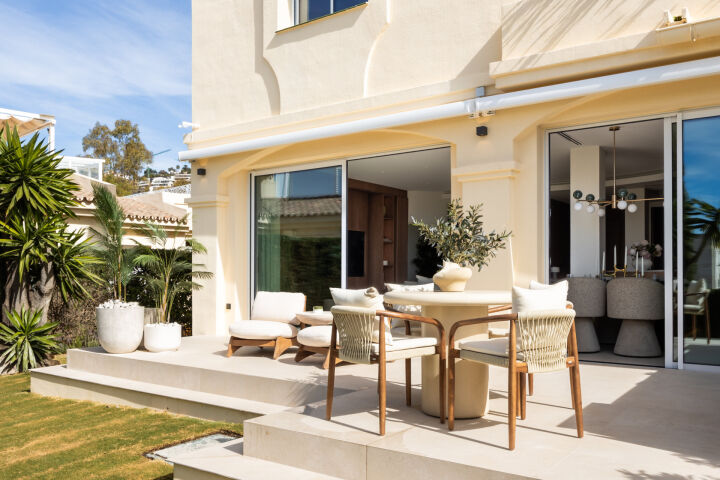Amani Hills - Exceptional Sea View Townhouse in El Herrojo, Benahavís