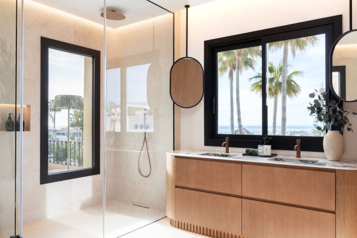 Amani Hills - Exceptional Sea View Townhouse in El Herrojo, Benahavís