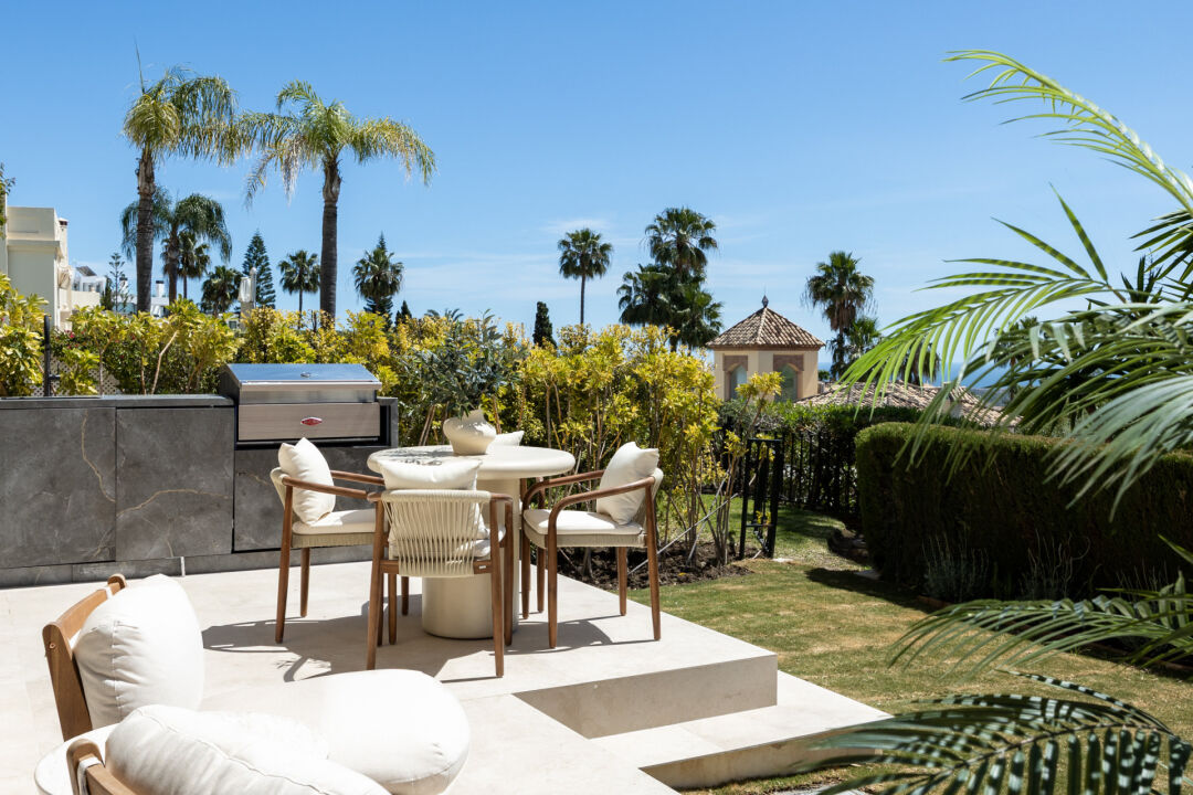Amani Hills - Exceptional Sea View Townhouse in El Herrojo, Benahavís